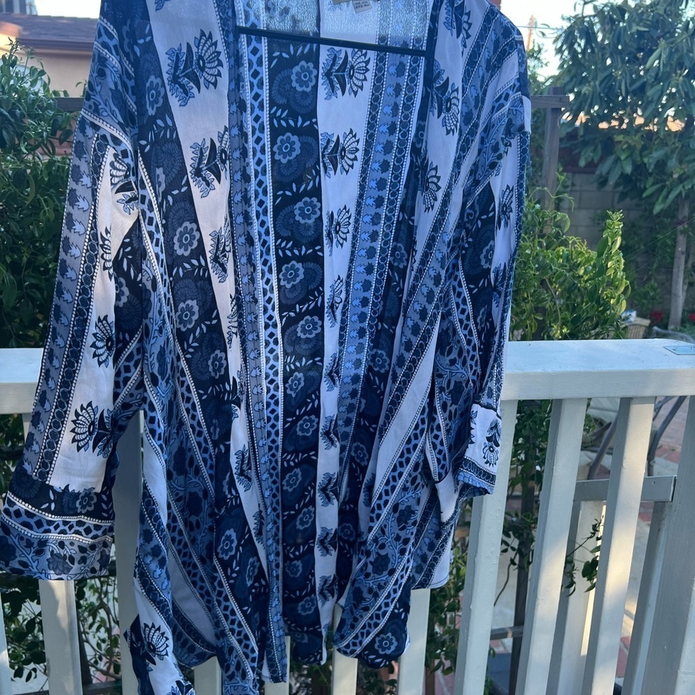 Flynn Skye Blue and White Floral Top